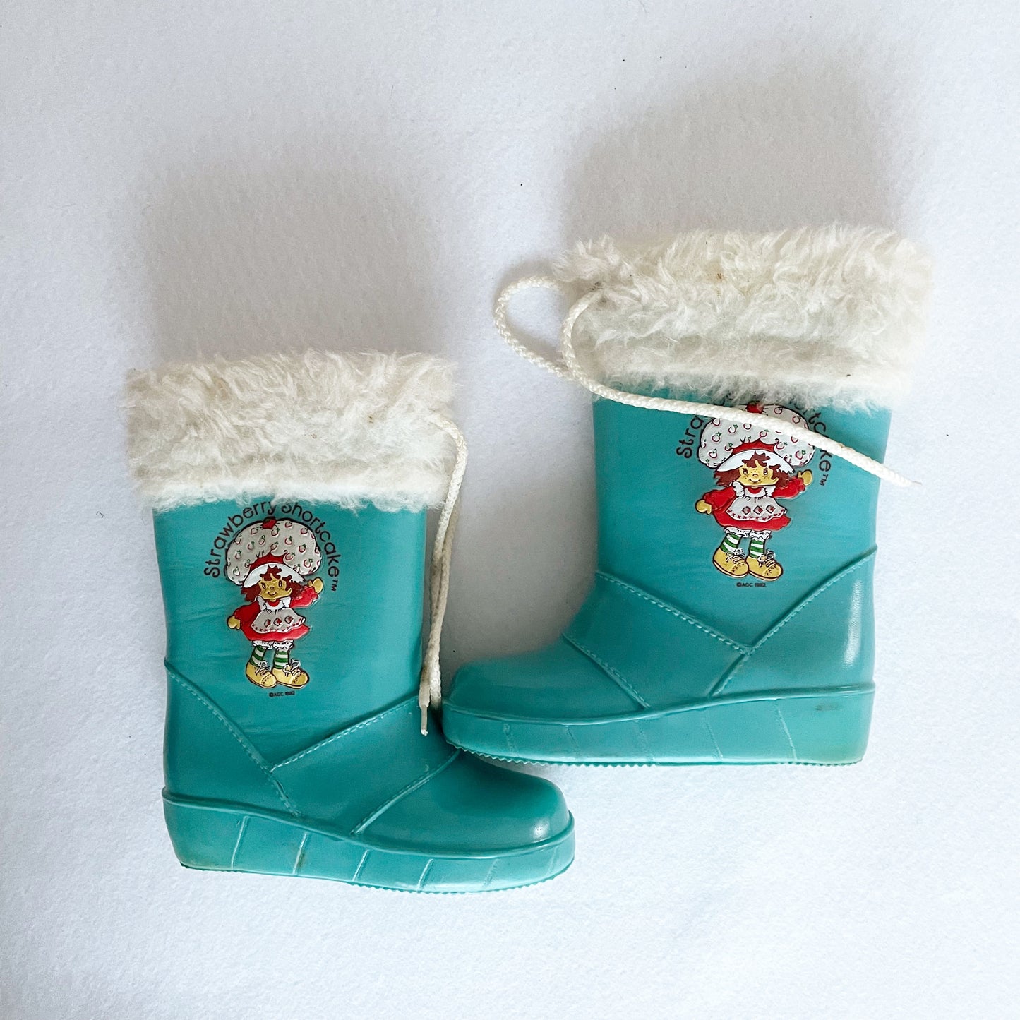 Strawberry Shortcake Fuzzy Lined Boots