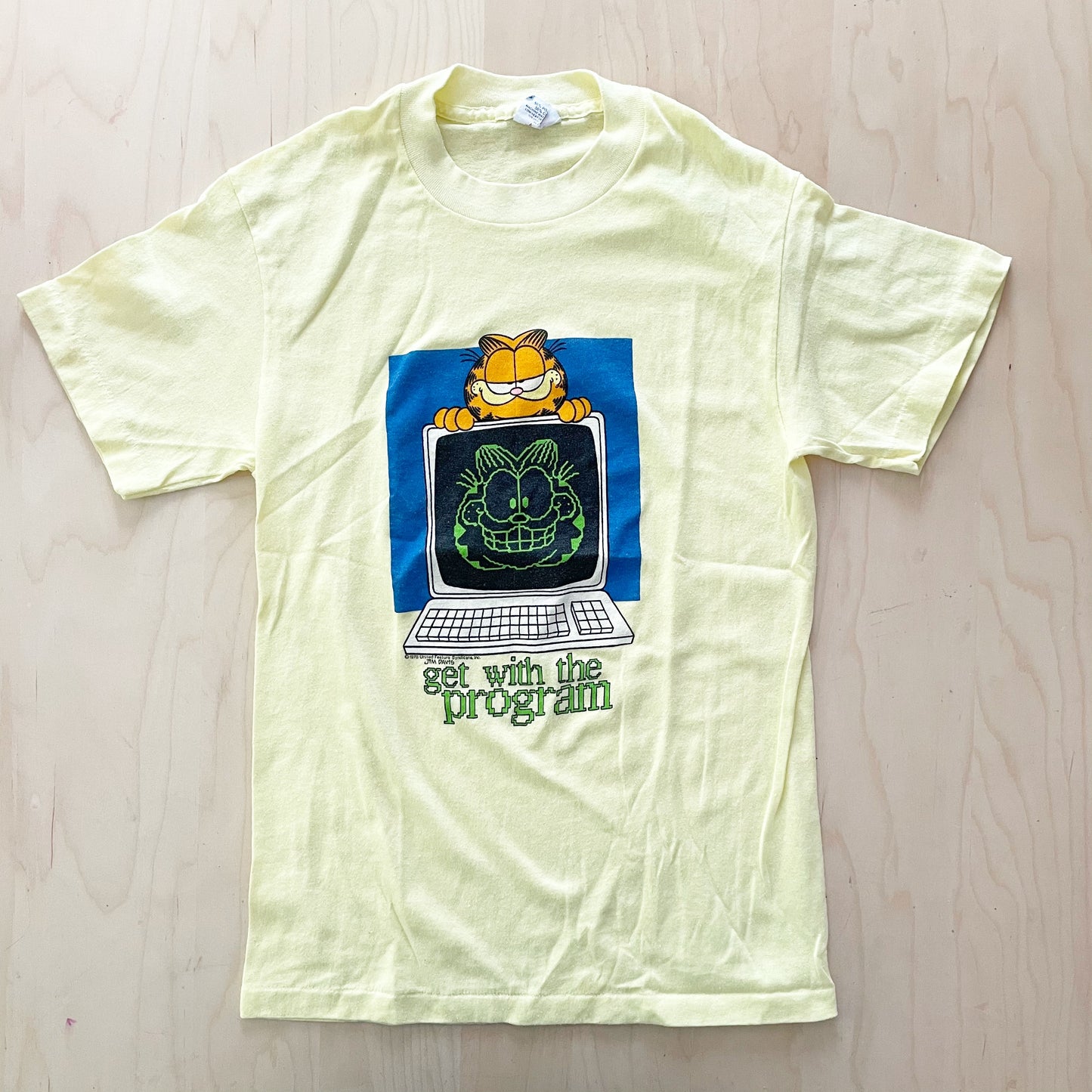 Vintage 1978 Garfield Single Stitch Youth or Adult Tee - Yellow Clover Vintage Kids Clothes