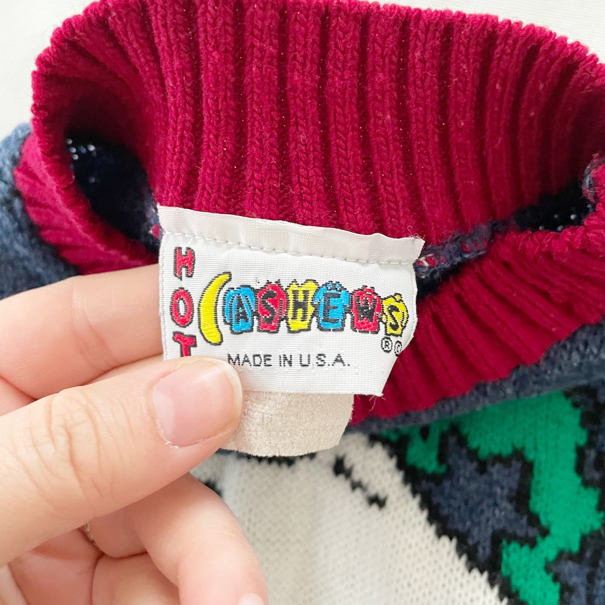 Hot Cashews Snoopy Sneaker Sweater • 5T (?) - Yellow Clover Vintage Kids Clothes