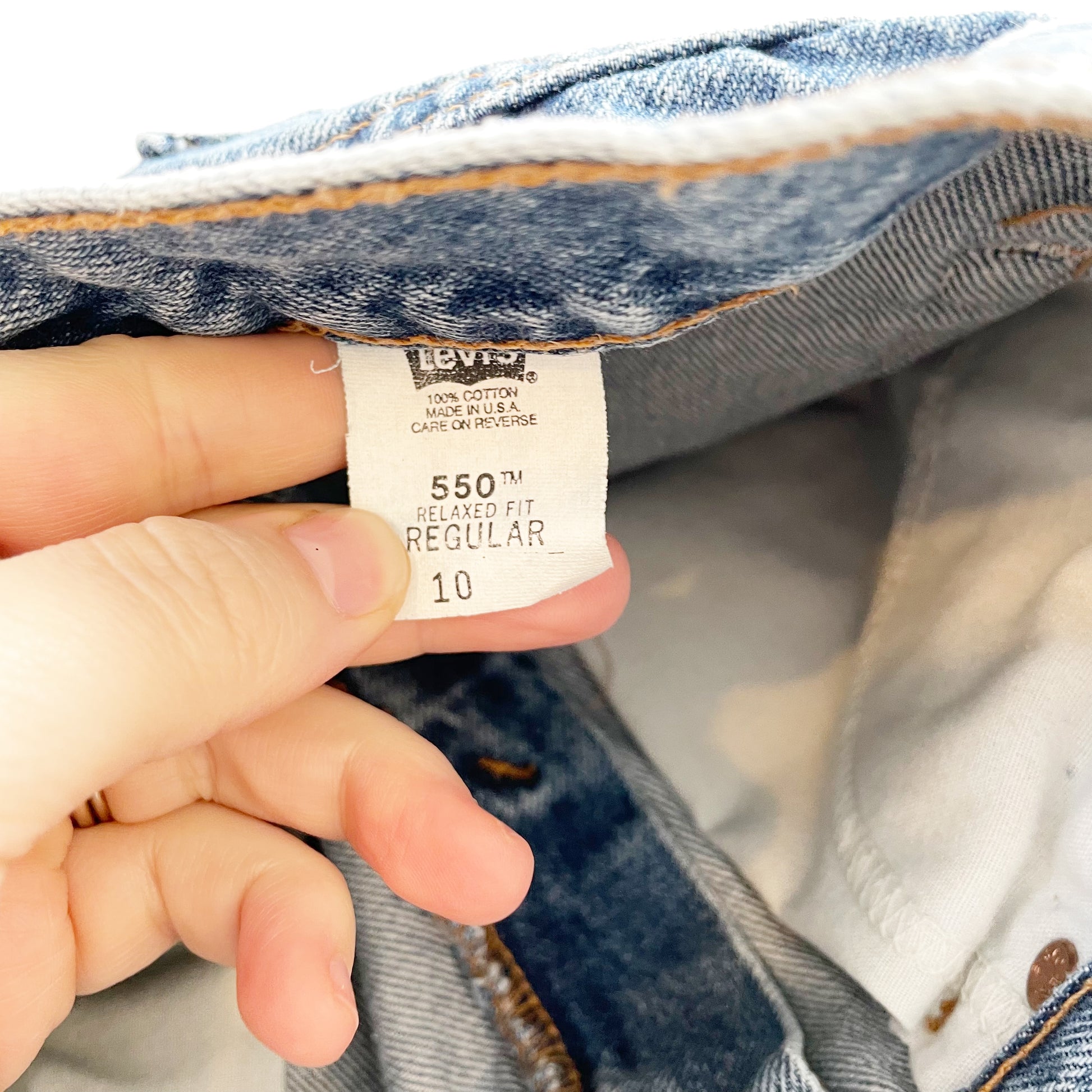 Levi’s 550 Medium Wash Jeans • 10y - Yellow Clover Vintage Kids Clothes