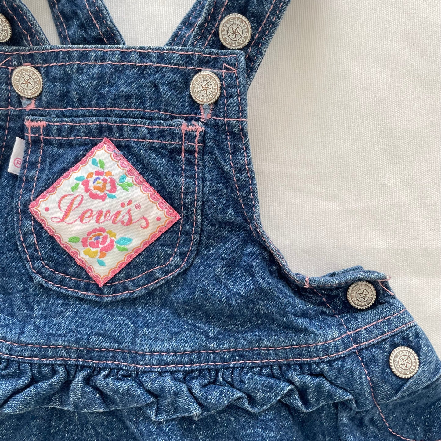 Levi’s Floral Denim Skirtall