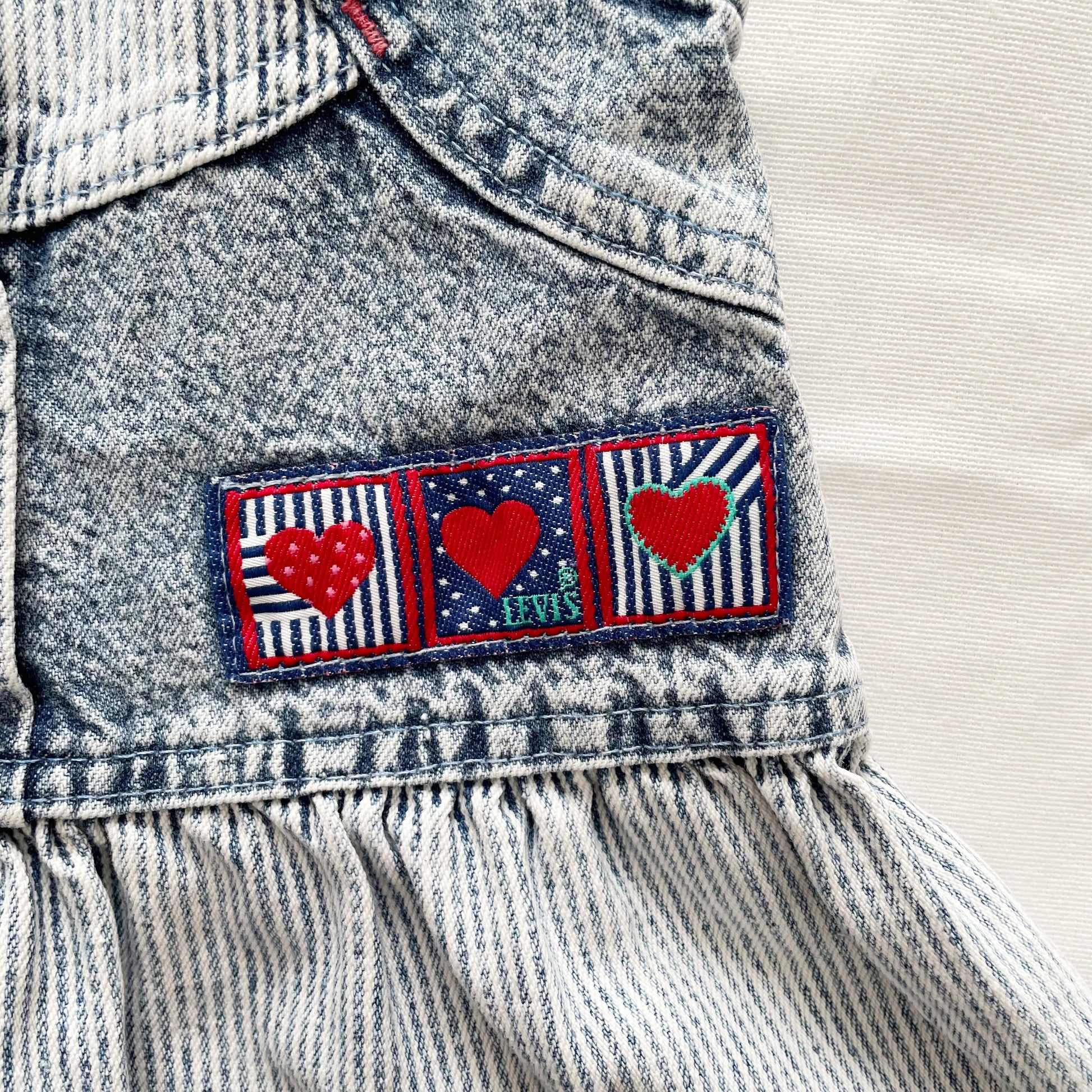 Levi’s Acid Wash Heart Patch Denim Dress • 18m - Yellow Clover Vintage Kids Clothes