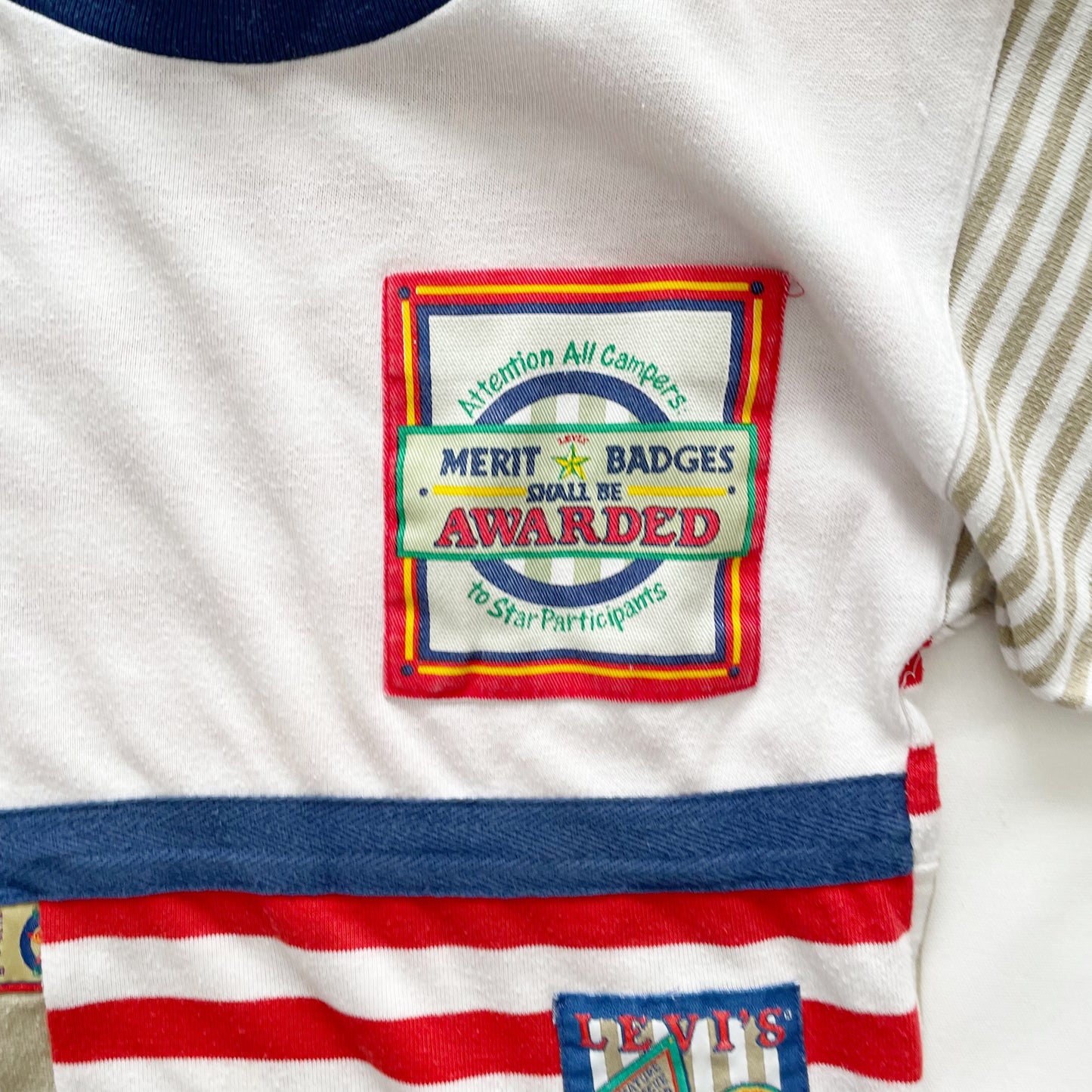 Levi’s Camper Patches Tee • 7y?