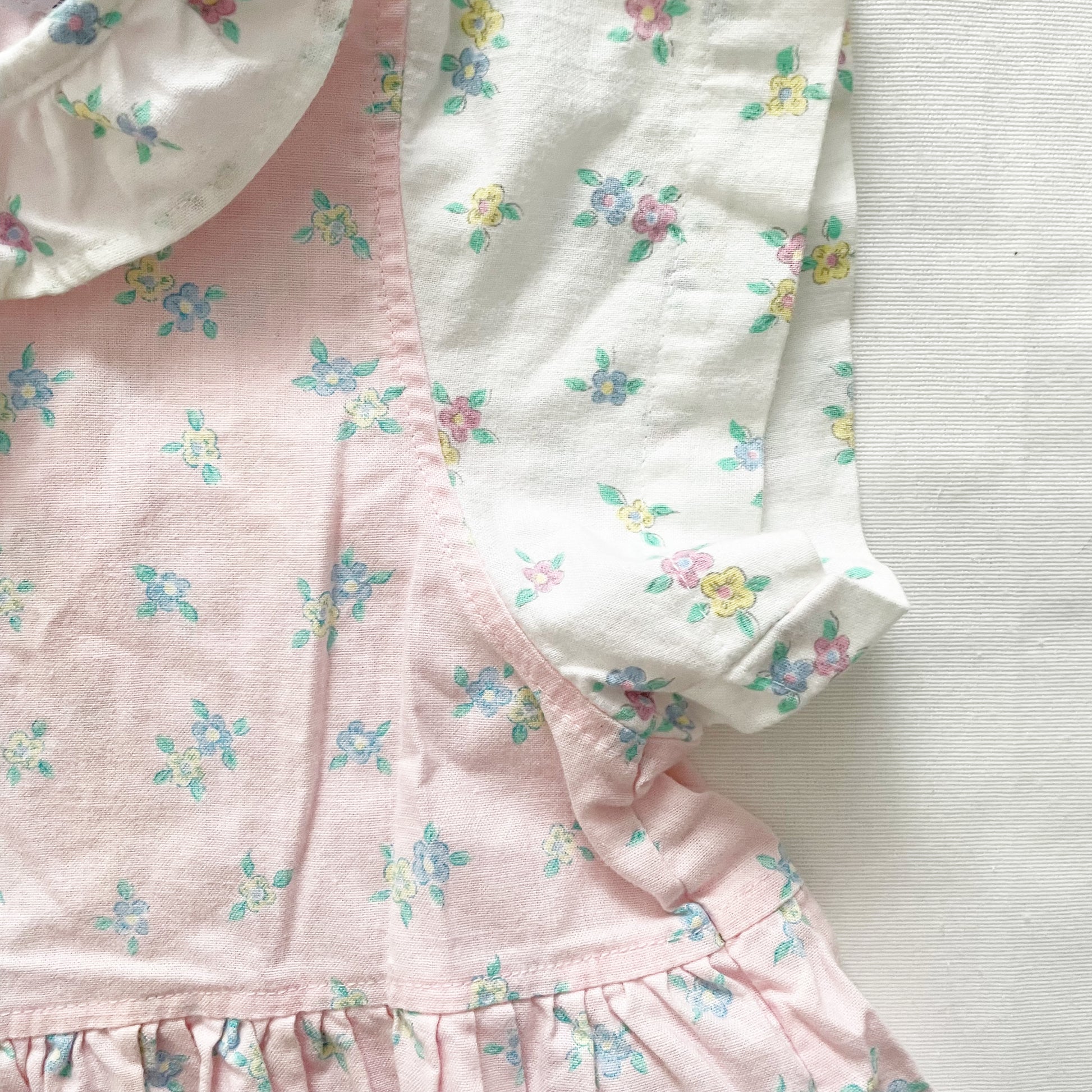 OshKosh Floral Print Light Pink Ruffle Collar Dress - Yellow Clover Vintage Kids Clothes