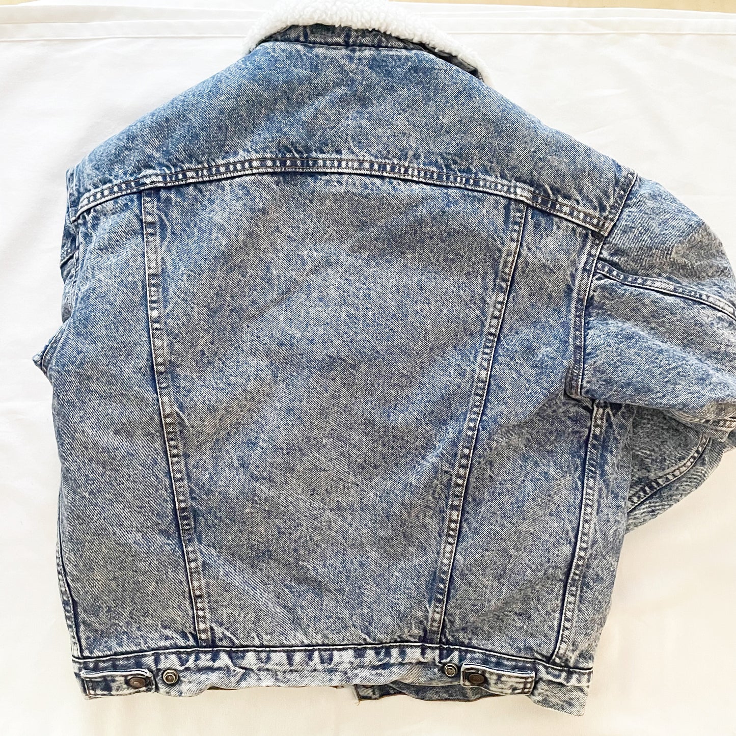 Adult Levi’s Sherpa Acid Wash Trucker Jacket - Yellow Clover Vintage Kids Clothes