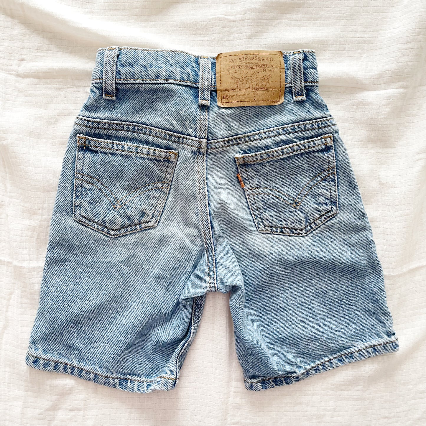 Levi’s 550 Lighter Wash Shorts • 5T - Yellow Clover Vintage Kids Clothes