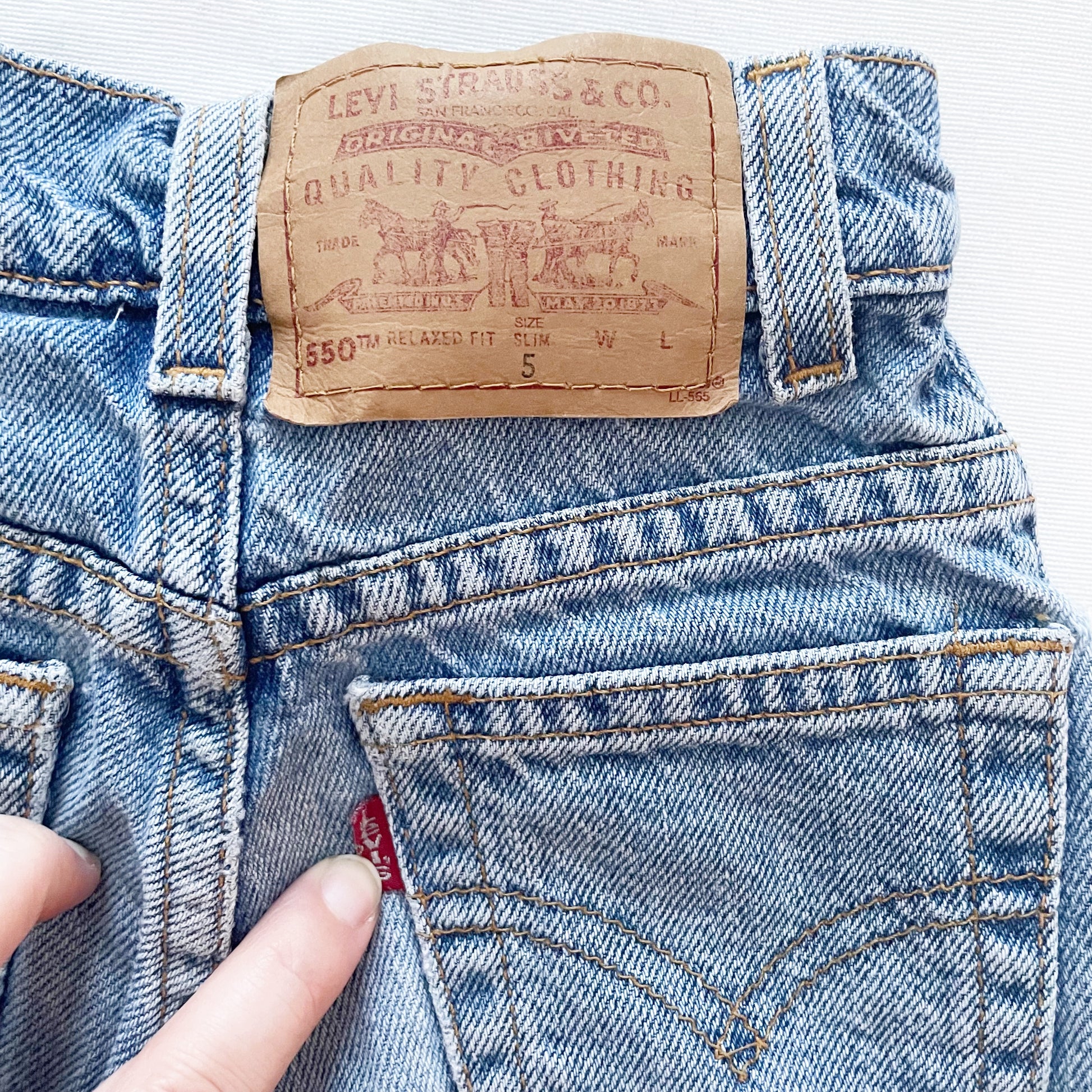 Levi’s 550 Medium Wash Shorts - Yellow Clover Vintage Kids Clothes